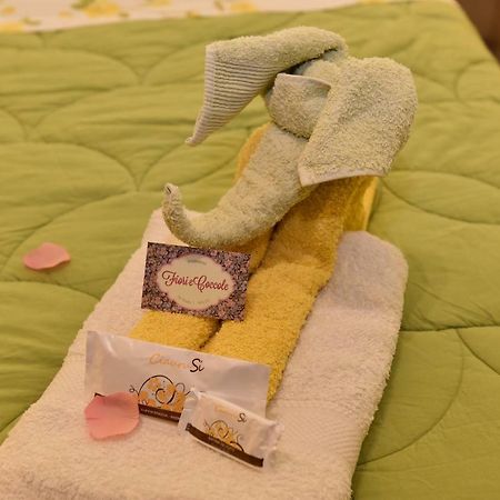 诺托Fiori E Coccole住宿加早餐旅馆 外观 照片