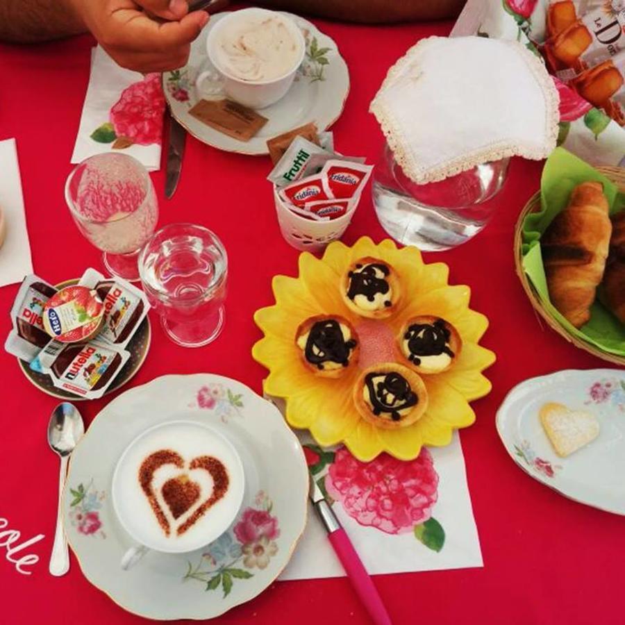 诺托Fiori E Coccole住宿加早餐旅馆 外观 照片